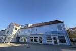 Wohnen und Arbeiten - Große Wohnung mit separatem Büro oder Gästeapartment in Nittendorf! 5 zimmer