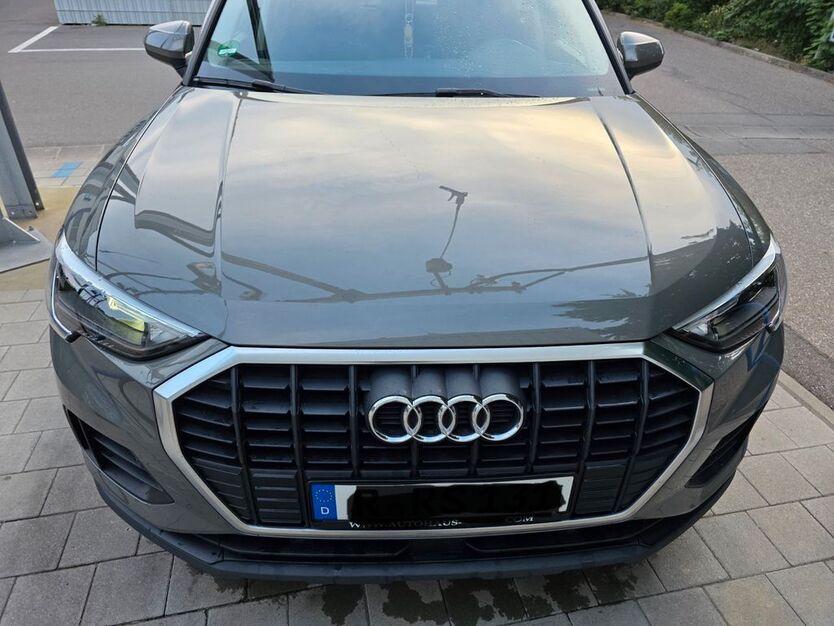 Audi Q3 105.000 km 20.700 € Regensburg 93049