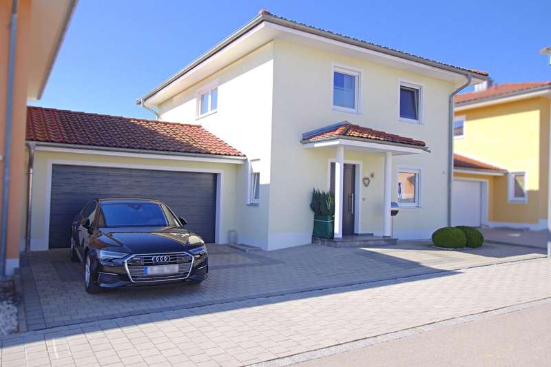 Einfamilienhaus Maxhütte-Haidhof Haidhof - 4 Zimmer, 125 m&sup2;, 659.000&euro; | Angebot:25809323