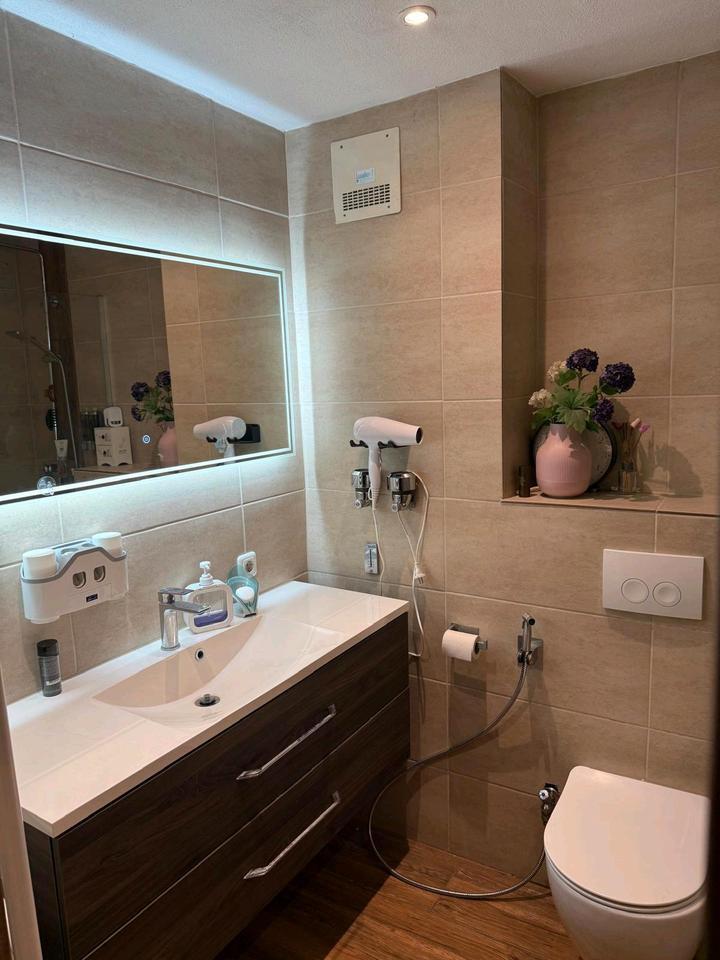 Großzügige 4-Zimmer Wohnung, Top Infrastructor