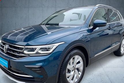 VW Tiguan 42.531 km 28.970 &euro; Saal a.d. Donau 93342