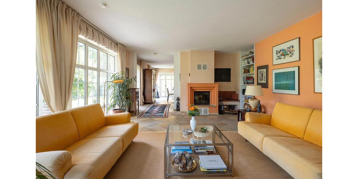 Einfamilienhaus Tegernheim - 10.5 Zimmer, 275 m&sup2;, 1.250.000&euro; | Angebot:26331592