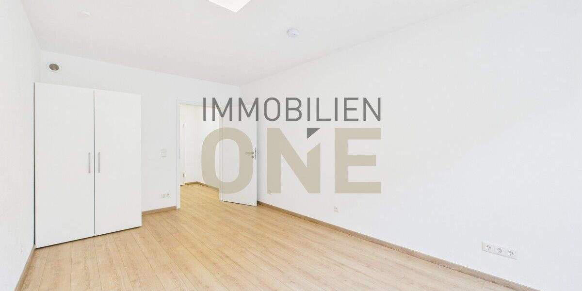 Sofort bezugsfrei! Saniertes 1-Zimmer Appartement mit Balkon und Tiefgaragenstellplatz 1 zimmer