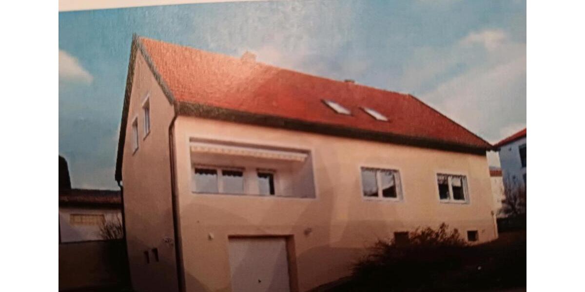 Einfamilienhaus Wald - 6 Zimmer, 180 m&sup2;, 1.500&euro; | Angebot:24752725