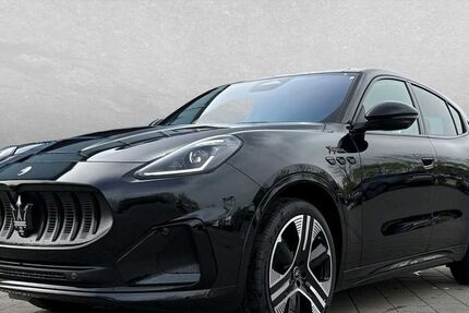 Maserati Grecale 12.000 km 101.490 &euro; Regensburg 93059