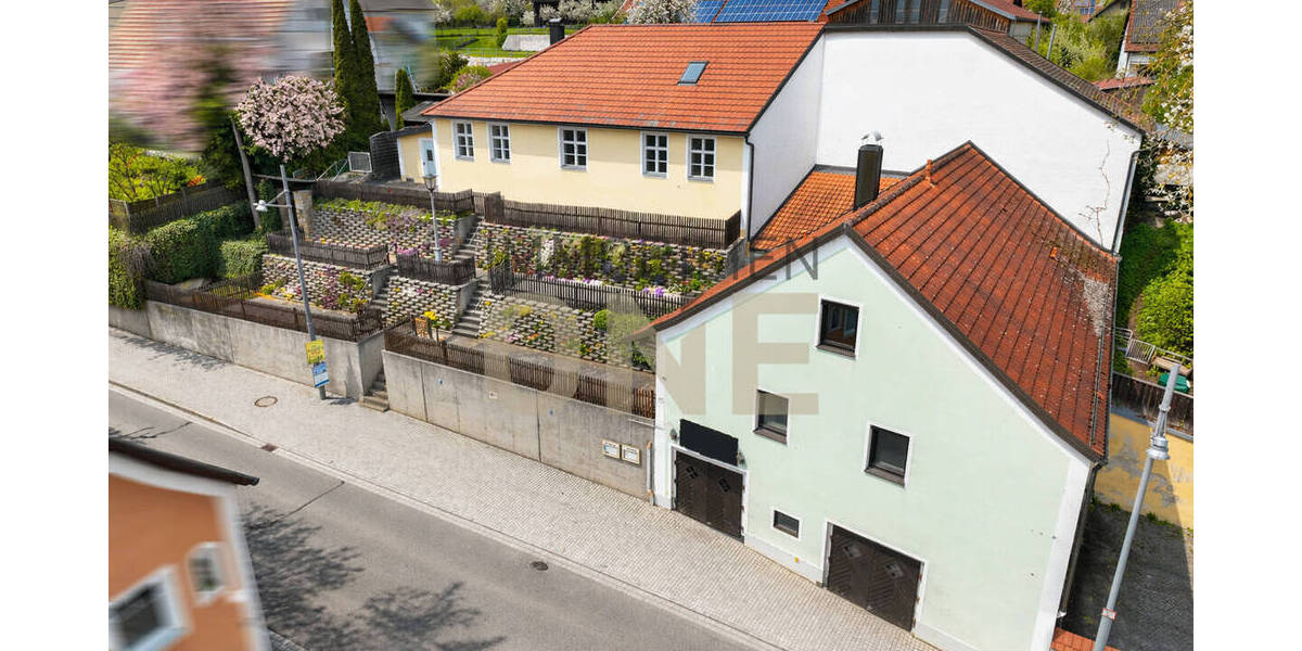 Mehrfamilienhaus, Wohnhaus Schierling - 4 Zimmer, 127 m&sup2;, 160.000&euro; | Angebot:26391577
