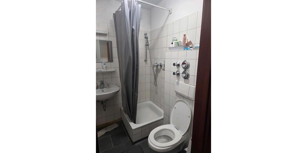 Erdgeschoßwohnung Regensburg Kumpfmühl - 1.5 Zimmer, 40 m&sup2;, 750&euro; | Angebot:26126813
