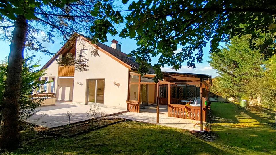 Etagenwohnung Regenstauf - 3 Zimmer, 120 m&sup2;, 1.300&euro; | Angebot:26357909