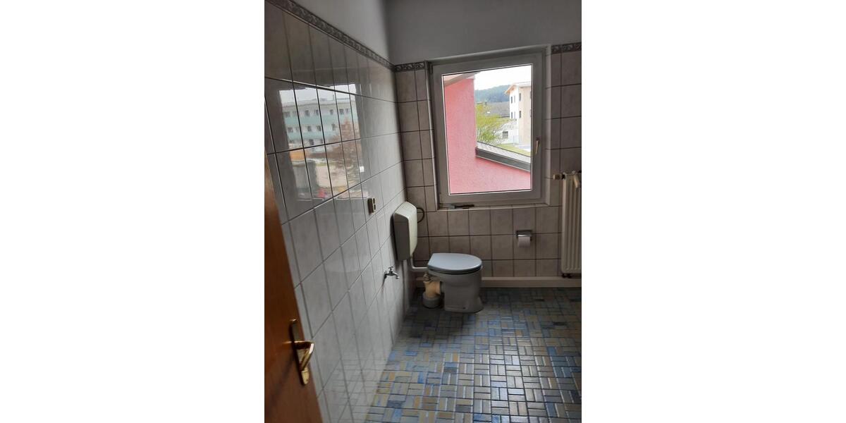 Etagenwohnung Walderbach - 5 Zimmer, 122 m&sup2;, 950&euro; | Angebot:26271364