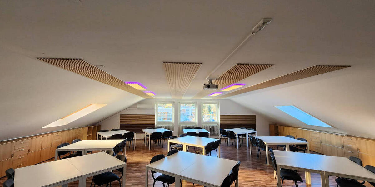 Gewerbeobjekt Regensburg Großprüfening-Dechbetten-Königswiesen - 180&euro; | Angebot:25977767