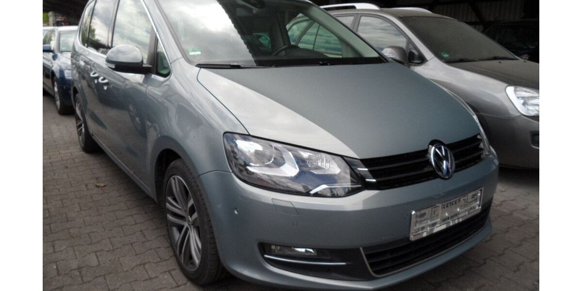 VW Sharan 303.100 km 8.499 &euro; Regensburg 93055