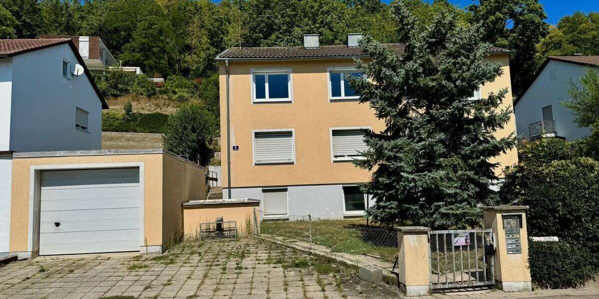 Einfamilienhaus Regensburg Konradsiedlung - 10 Zimmer, 237 m&sup2;, 649.000&euro; | Angebot:27360137