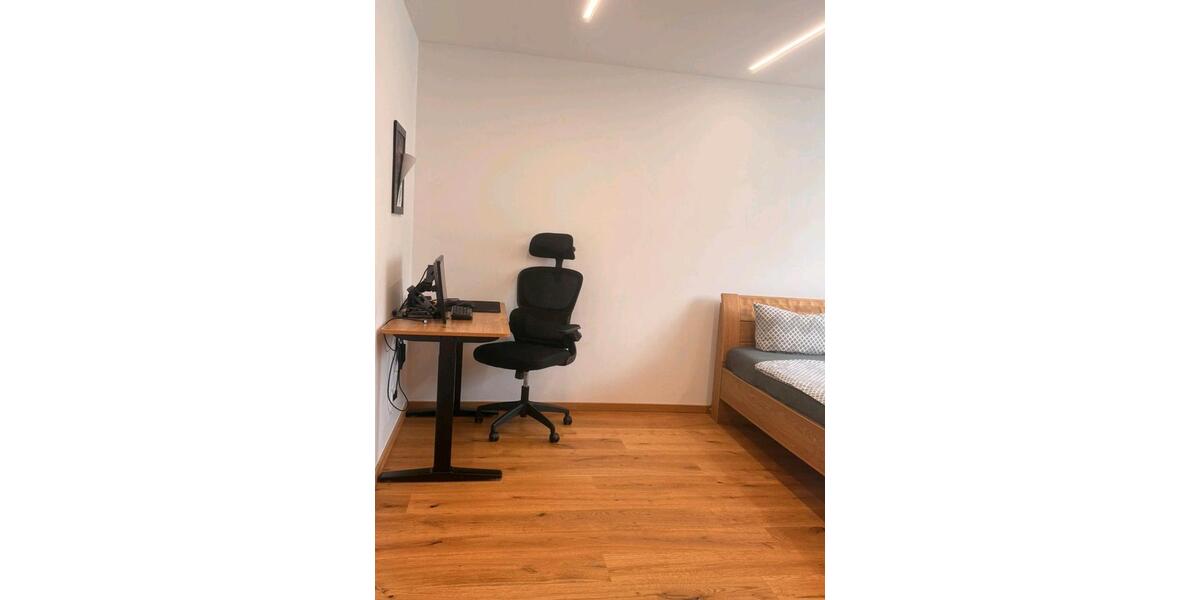Reihenhaus Obertraubling - 7 Zimmer, 225 m&sup2;, 780.000&euro; | Angebot:27115188