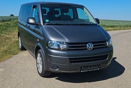 VW T5 Multivan 243.000 km 19.800 &euro; Laberweinting 84082