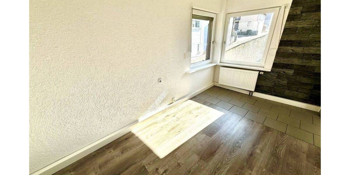 Einfamilienhaus Burglengenfeld - 3 Zimmer, 105 m&sup2;, 229.000&euro; | Angebot:25779824