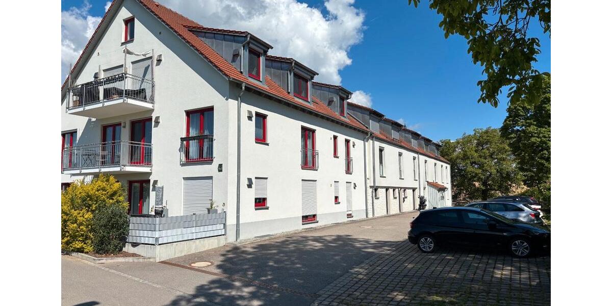 Dachgeschoßwohnung Regensburg Galgenberg - 1 Zimmer, 27 m&sup2;, 390&euro; | Angebot:26670241