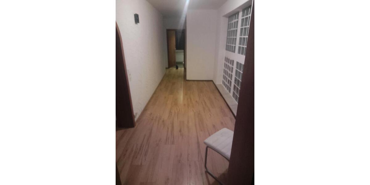 Etagenwohnung Saal an der Donau - 4 Zimmer, 100 m&sup2;, 1.290&euro; | Angebot:25099860