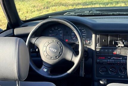 Audi 80 63.300 km 15.900 &euro; Regensburg 93049