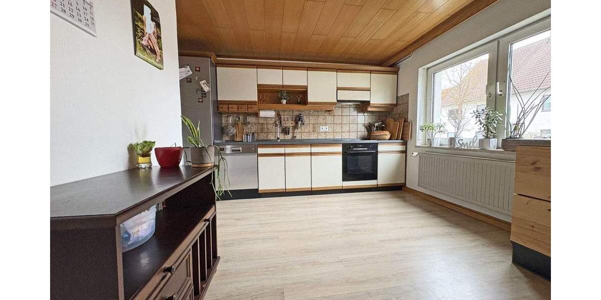 Mehrfamilienhaus, Wohnhaus Regensburg Konradsiedlung-Wutzlhofen - 6 Zimmer, 170 m&sup2;, 539.000&euro; | Angebot:25814962