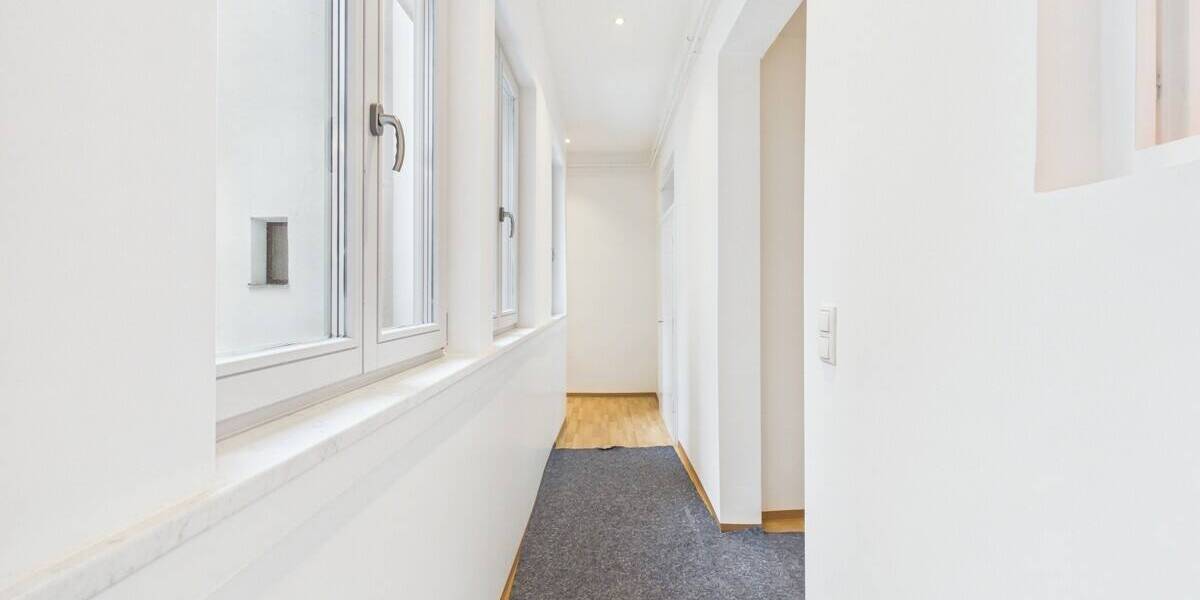 Gewerbeobjekt Regensburg Innenstadt - 4 Zimmer, 130 m&sup2;, 1.670&euro; | Angebot:26572691