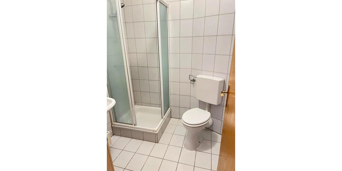 Möblierte WG-Zimmer in Uni-Nähe – frei werdend ab Ende Februar 2 zimmer