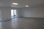 Erdgeschoßwohnung Pentling - 4 Zimmer, 160 m&sup2;, 1.800&euro; | Angebot:26591909