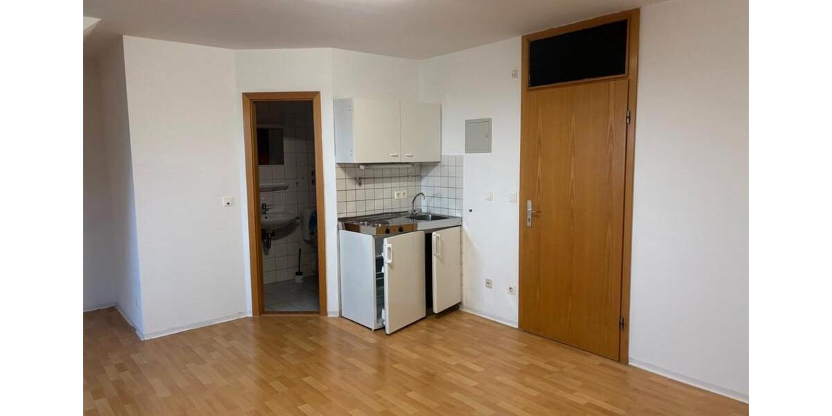 Dachgeschoßwohnung Regensburg Brandlberg - 1 Zimmer, 27 m&sup2;, 390&euro; | Angebot:26693027