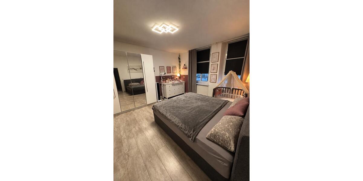 Erdgeschoßwohnung Neutraubling - 2 Zimmer, 67 m&sup2;, 975&euro; | Angebot:27621837