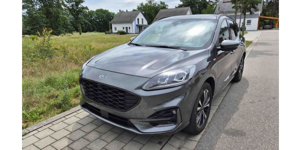 Ford Kuga 64.000 km 22.490 &euro; Nittenau 93149