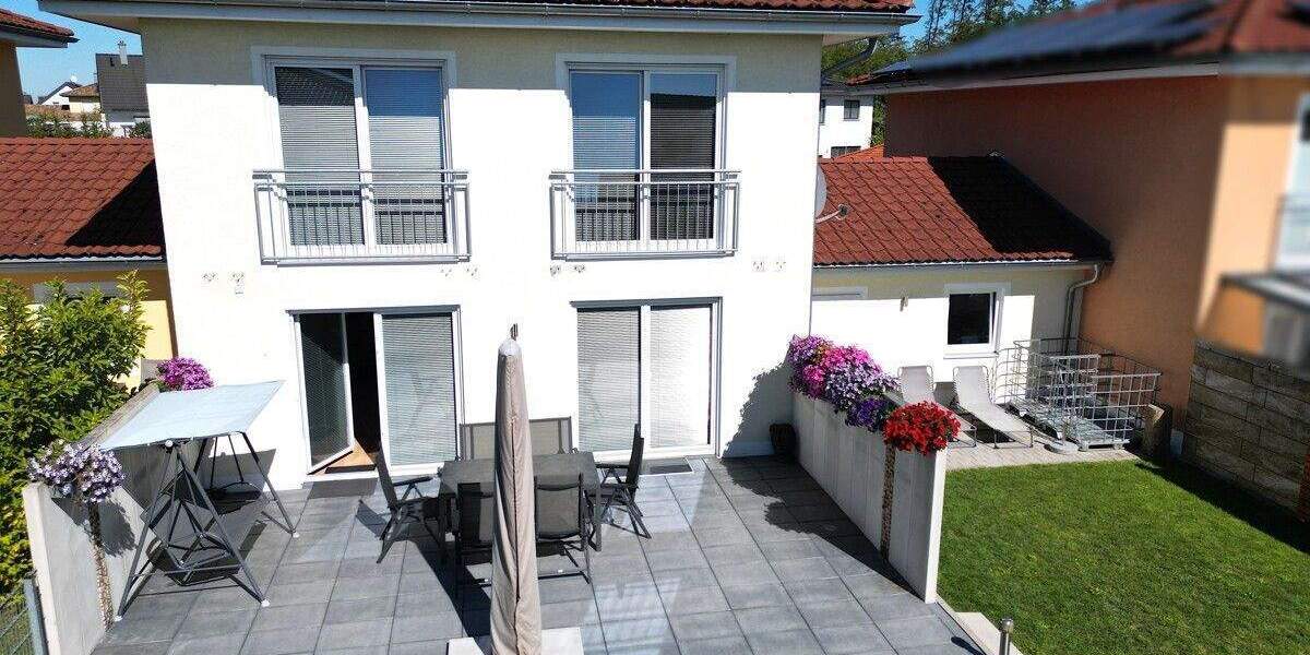 Einfamilienhaus Maxhütte-Haidhof Maxhütte - 4 Zimmer, 125 m&sup2;, 659.000&euro; | Angebot:25744424