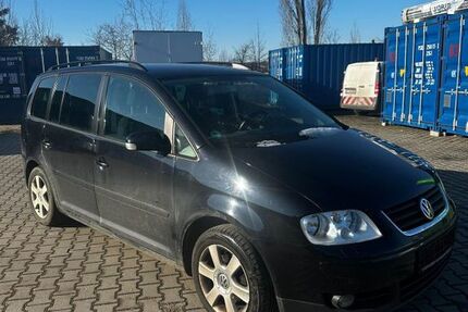 VW Touran 301.200 km 1.500 &euro; Regensburg 93051