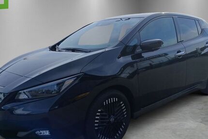 Nissan Leaf 17.762 km 17.990 &euro; Regensburg 93055