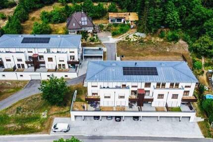 Wohnung Burglengenfeld Augustenhof - 3 Zimmer, 81 m&sup2;, 866&euro; | Angebot:25670730