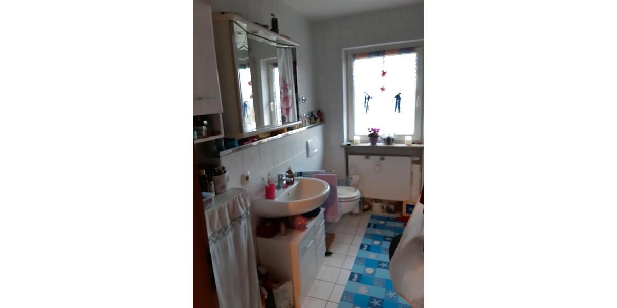 Etagenwohnung Lappersdorf - 3 Zimmer, 75 m&sup2;, 810&euro; | Angebot:25722571