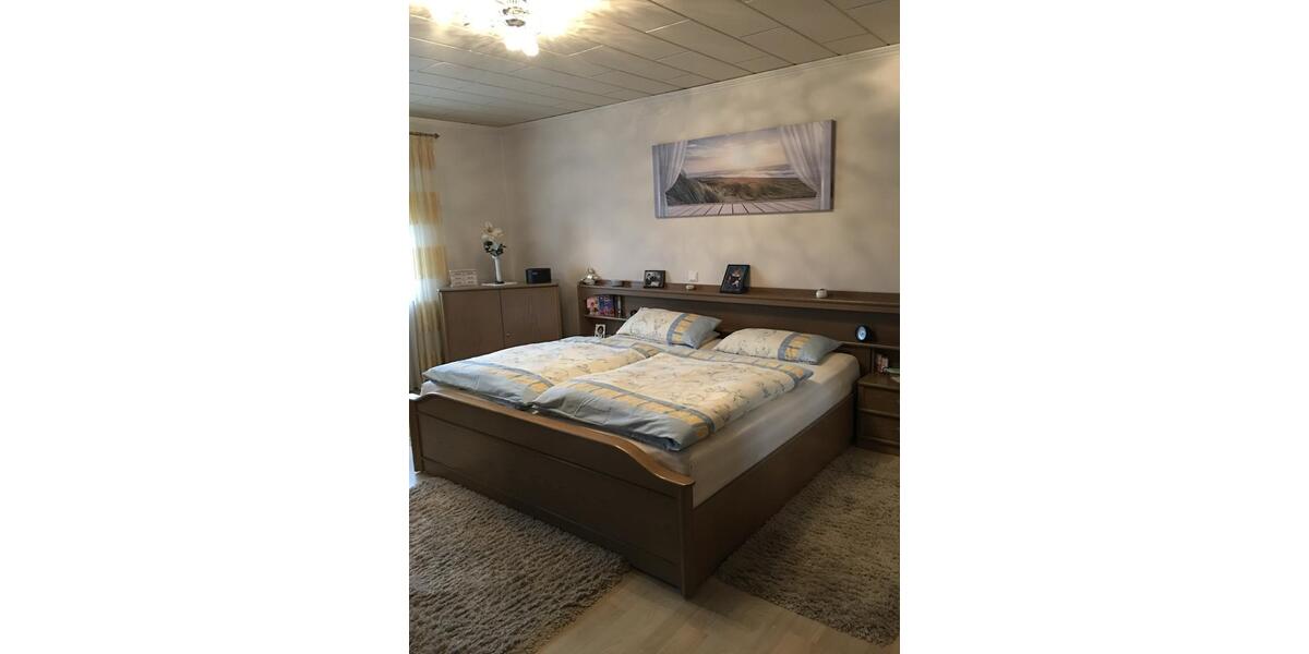 Etagenwohnung Abensberg - 3 Zimmer, 95 m&sup2;, 770&euro; | Angebot:25979096