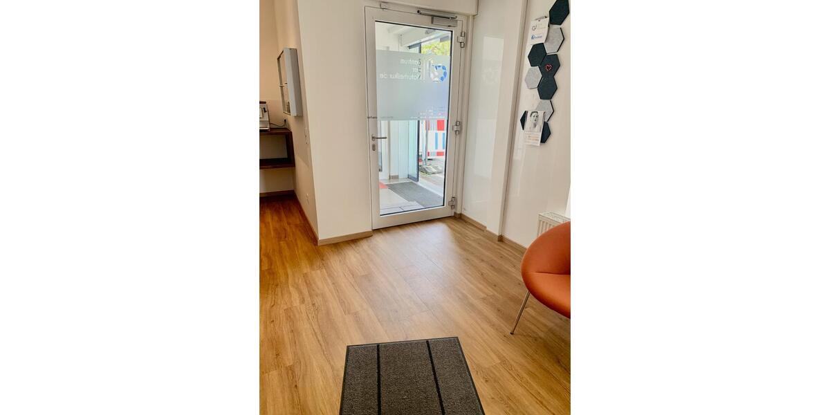 Gewerbeobjekt Neutraubling - 650&euro; | Angebot:26461330