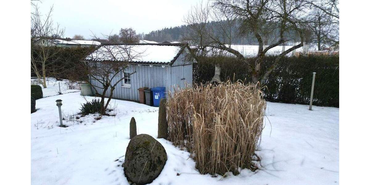 Doppelhaushälfte Lupburg - 4 Zimmer, 170 m&sup2;, 1.440&euro; | Angebot:25744435