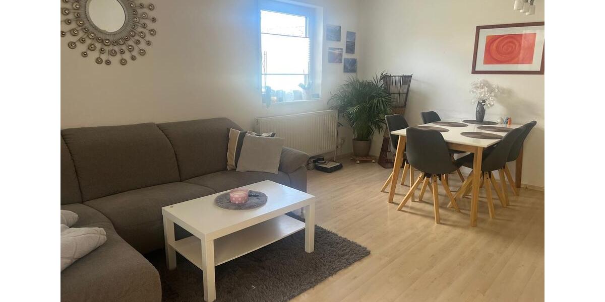 Erdgeschoßwohnung Regenstauf - 3 Zimmer, 82 m&sup2;, 960&euro; | Angebot:26365003