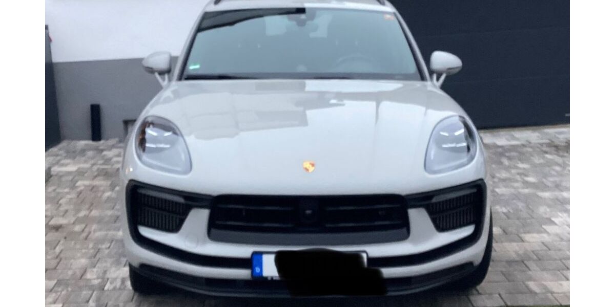 Porsche Macan 43.000 km 68.300 &euro; Köfering 93096