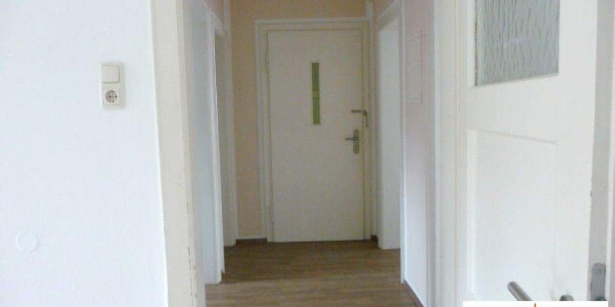 ** Schöne 2-Zi-Altbauwohnung mit Balkon sucht sportliche Mieter ** 2 zimmer