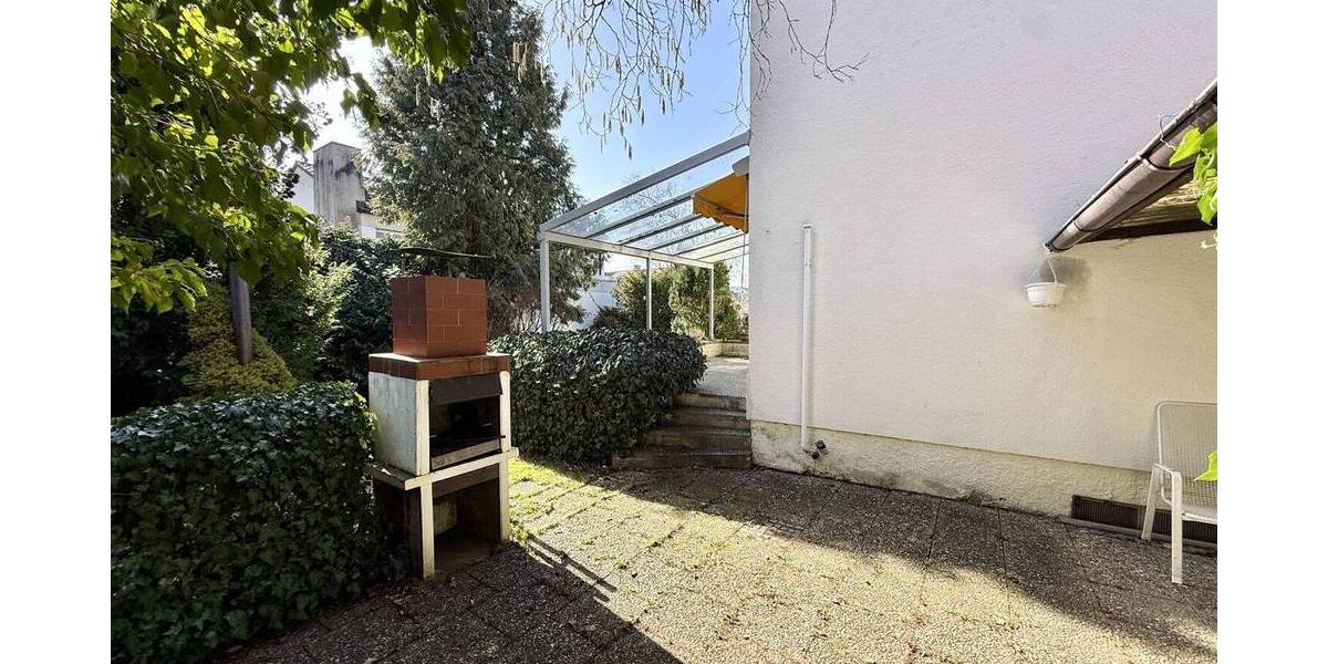 Einfamilienhaus Regensburg Westenviertel - 8 Zimmer, 145 m&sup2;, 445.000&euro; | Angebot:26190285