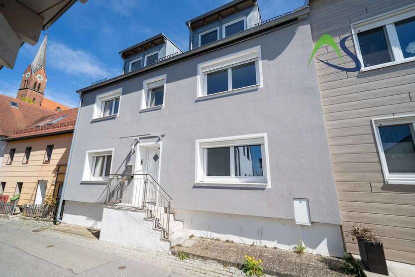 Haus zum Kaufen in Bad Abbach 598.000 € 202 m²