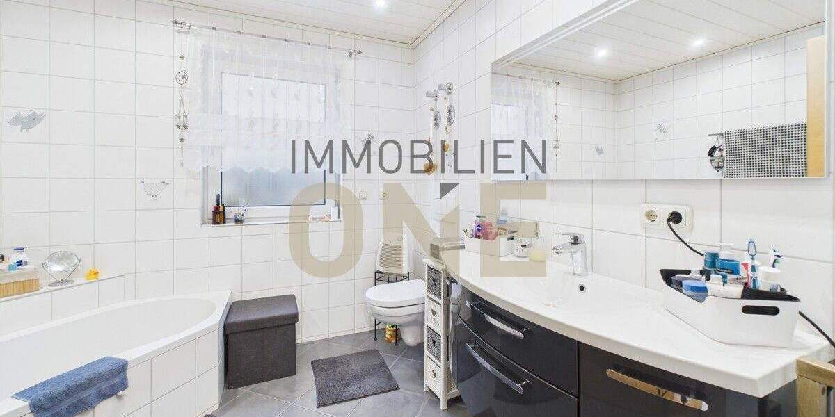 Mehrfamilienhaus, Wohnhaus Nittendorf Etterzhausen - 8 Zimmer, 259 m&sup2;, 975.000&euro; | Angebot:25689800