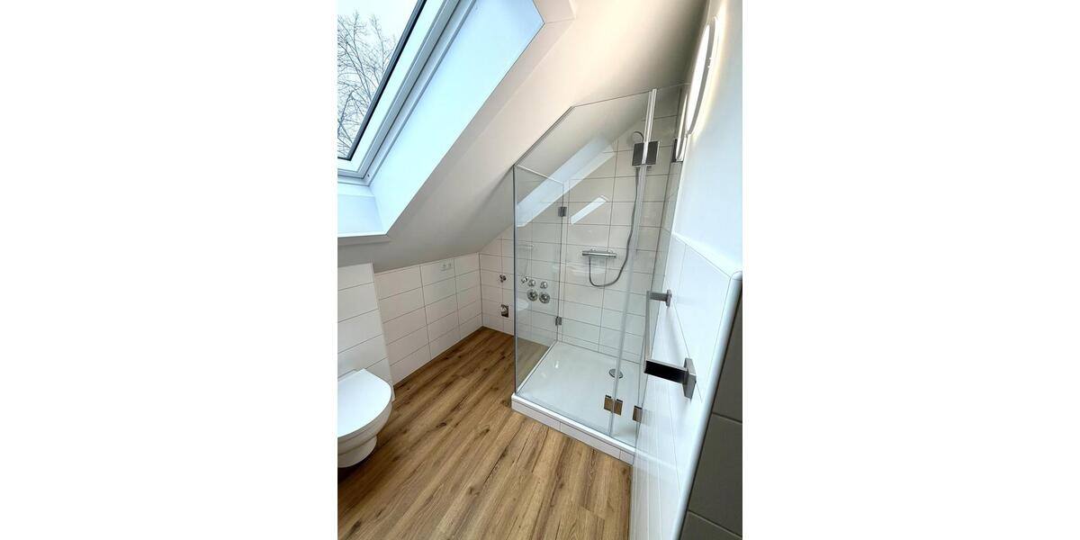 Dachgeschoßwohnung Regensburg Konradsiedlung - 2 Zimmer, 50 m&sup2;, 750&euro; | Angebot:26057326