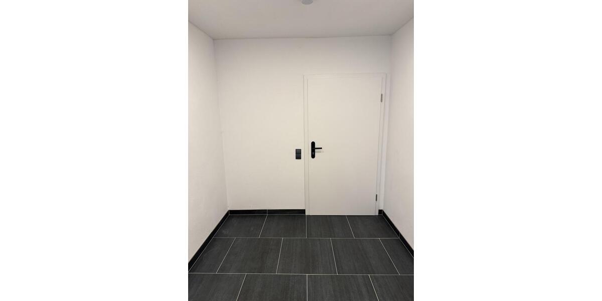 Etagenwohnung Regensburg Ganghofersiedlung - 5 Zimmer, 111 m&sup2;, 1.500&euro; | Angebot:23818406