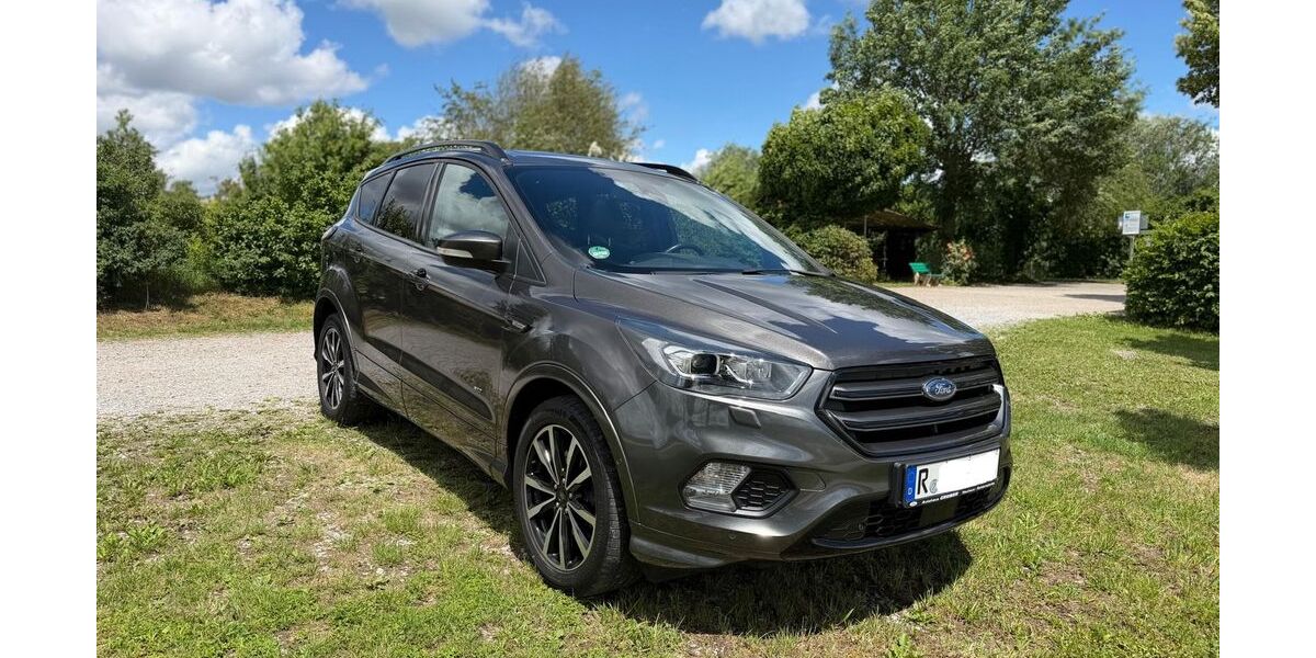 Ford Kuga 86.500 km 18.800 &euro; Obertraubling 93083