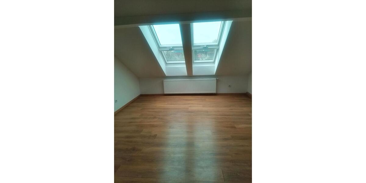 Dachgeschoßwohnung Saal an der Donau - 2 Zimmer, 65 m&sup2;, 850&euro; | Angebot:27569696