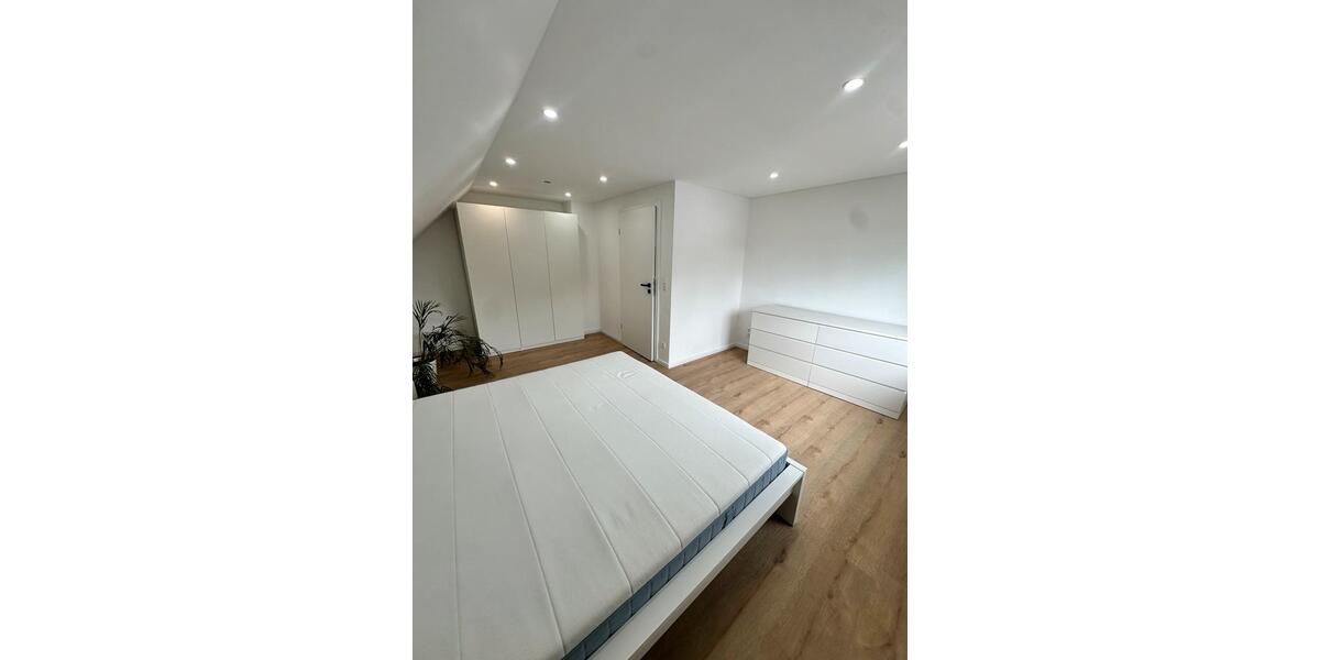 Dachgeschoßwohnung Lappersdorf - 2 Zimmer, 58 m&sup2;, 249.000&euro; | Angebot:25659850