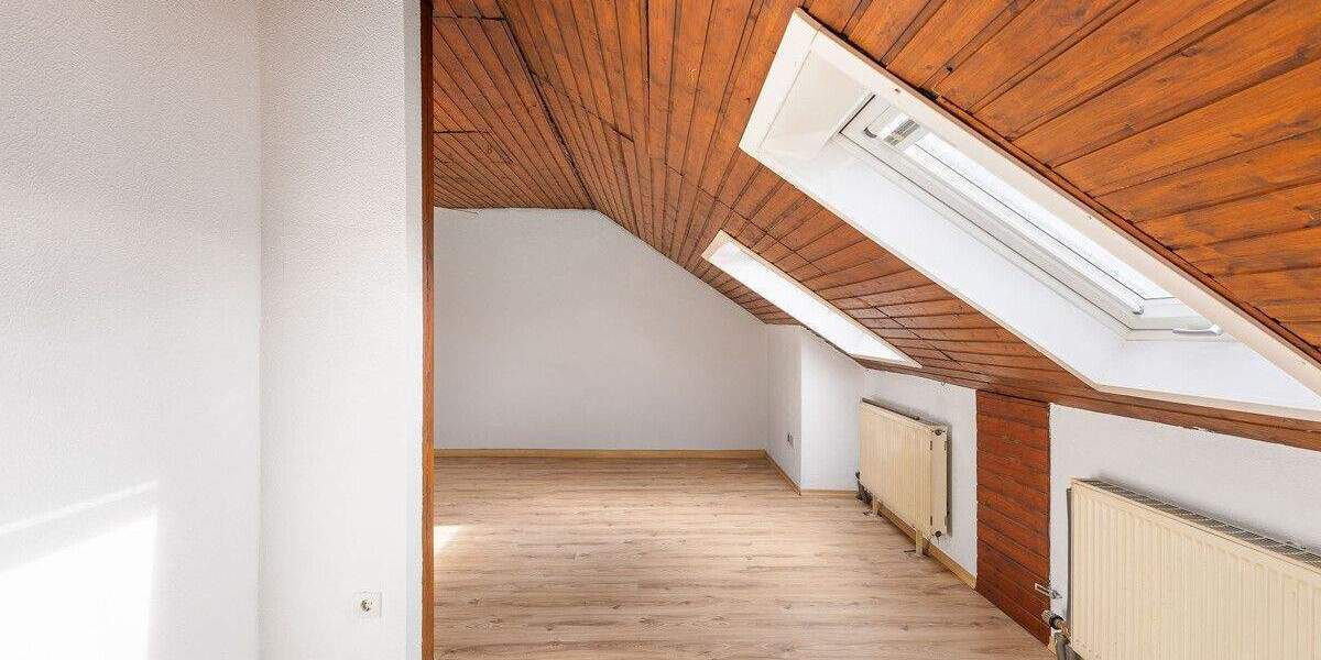 Reihenmittelhaus Regensburg Ostenviertel - 5 Zimmer, 136 m&sup2;, 499.000&euro; | Angebot:25071682