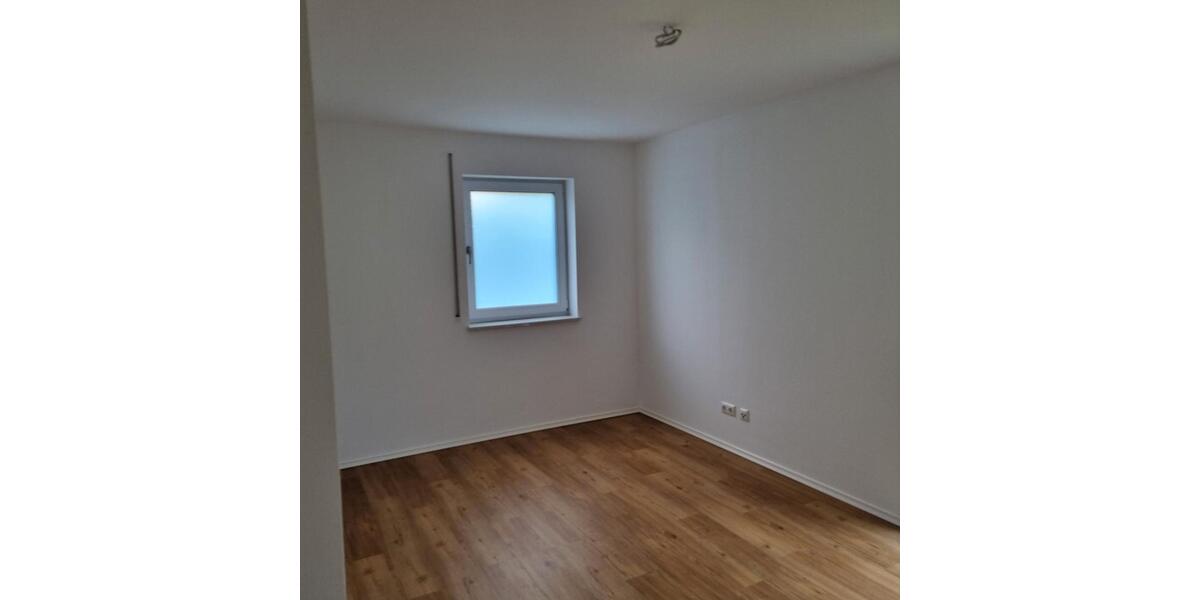 Erdgeschoßwohnung Abensberg - 3 Zimmer, 106 m&sup2;, 1.100&euro; | Angebot:26693020